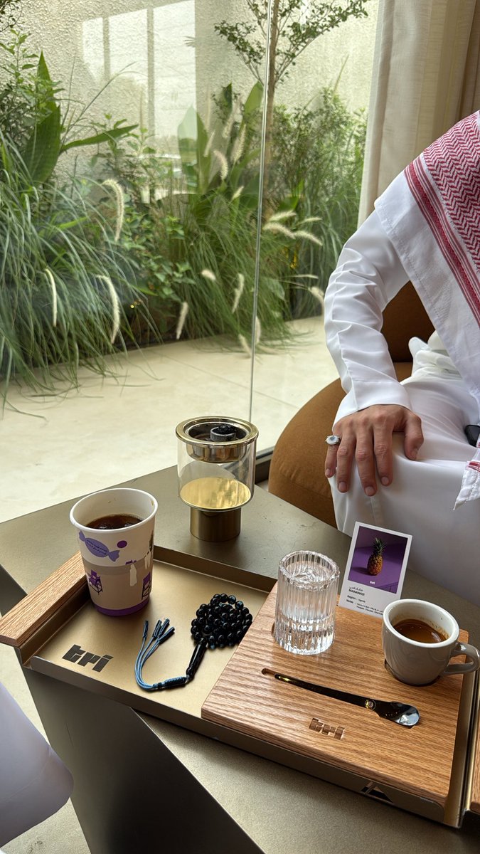 25nli's tweet photo. عاد عيدكم 🩶 https://t.co/H33TDQk5eV