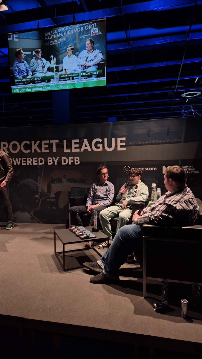 AKA HERO tweet media