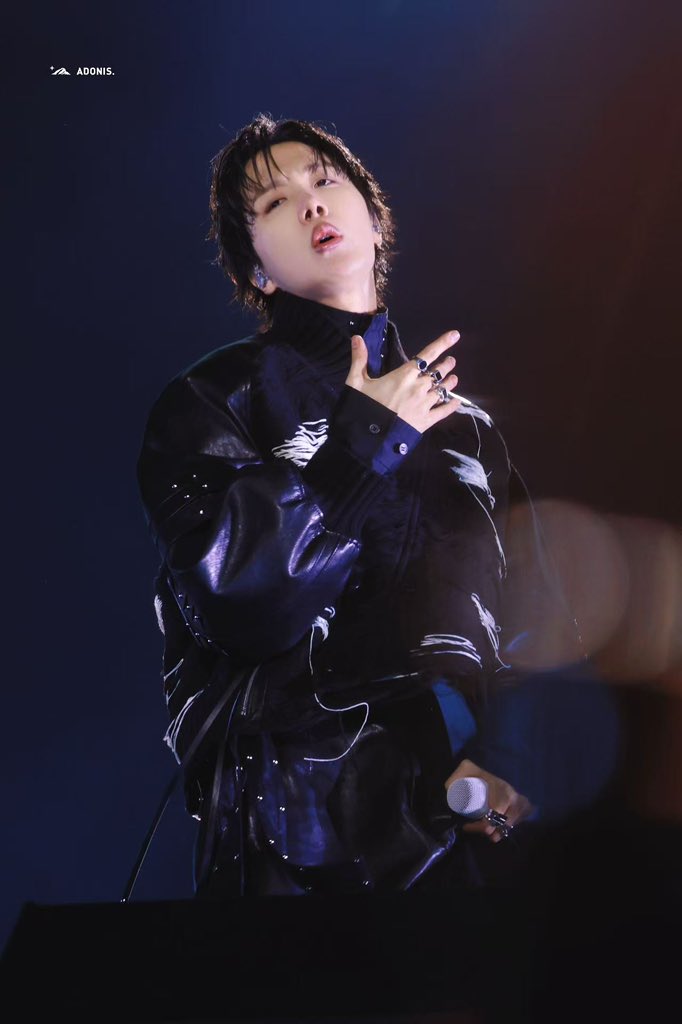260321 BTS ARIRANG LIVE

#제이홉 #JHOPE #정호석 
#BTS #방탄소년단 #ARIRANG 
<a href="/BTS_twt/">방탄소년단</a>