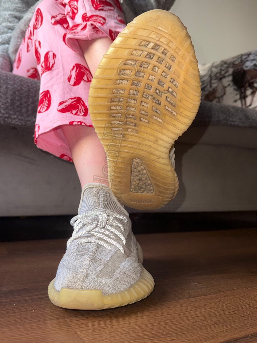 ⚜️Findom Feet Queen⚜️ tweet media