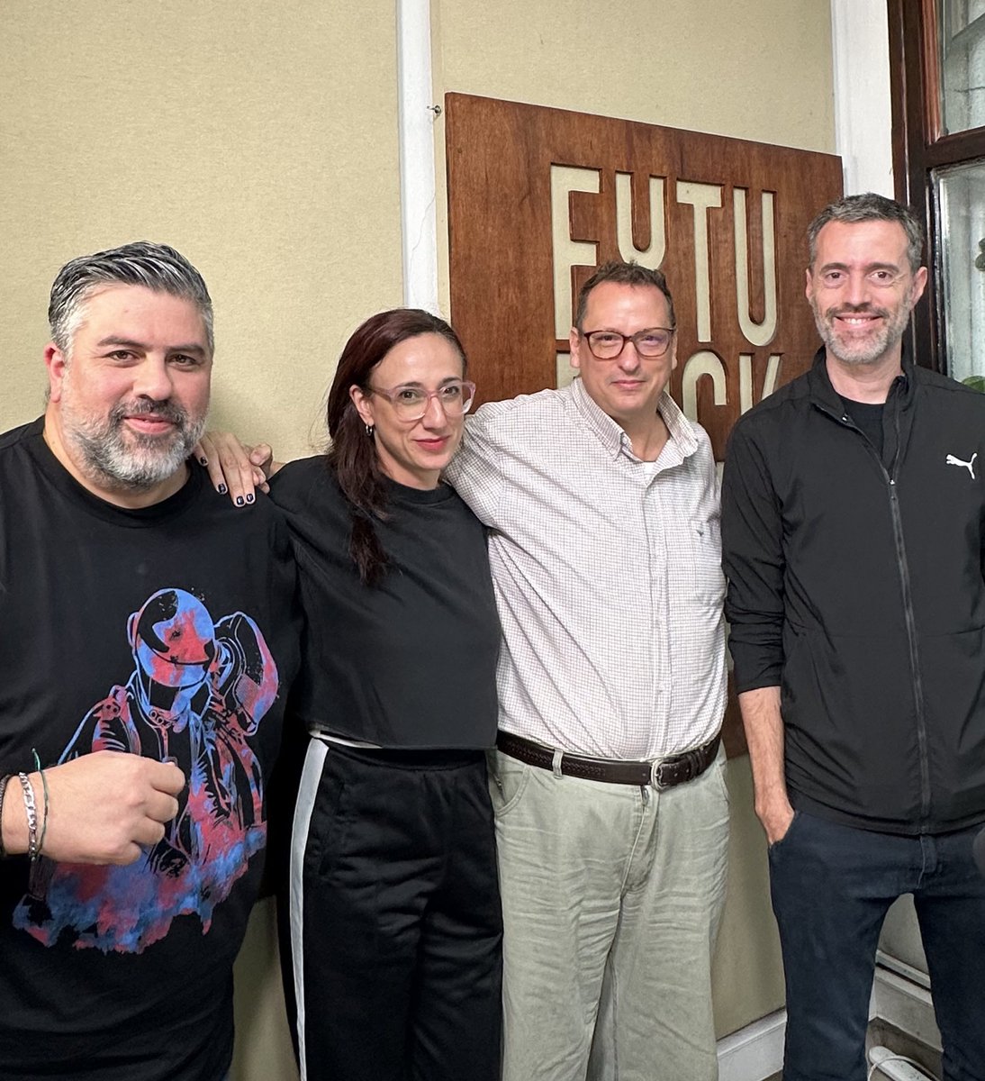 Futurock.fm tweet media