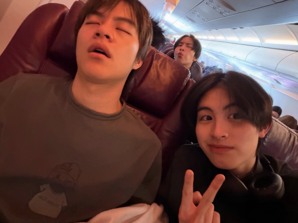 ชูมิ tweet media