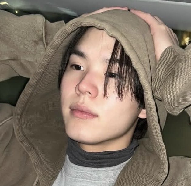 แพ้ค่ะ จะเอาอะไรมาชนะคะ🏳️

แพ้กฤตนันหน้าสด ตะหมูกโด่งๆแดงๆ นั่นมากค่ะ

#PingKrittanun #ปิงกฤตนัน
#TaLingPing #TalkAboutPING