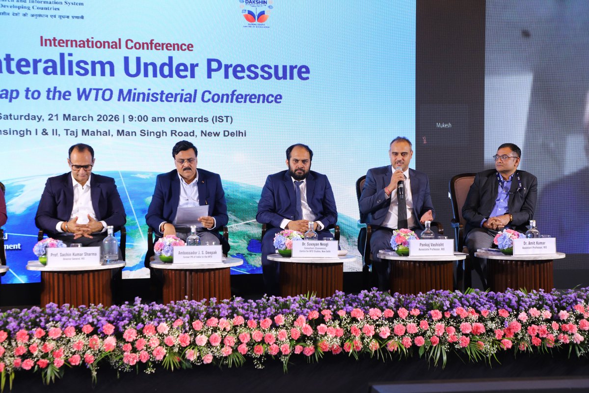 RIS_NewDelhi's tweet photo. Investment Facilitation in the Global Trading System
𝘈𝘯𝘸𝘢𝘳 𝘏𝘶𝘴𝘴𝘢𝘪𝘯 𝘚𝘩𝘢𝘪𝘬, 𝘗𝘢𝘯𝘬𝘢𝘫 𝘝𝘢𝘴𝘩𝘪𝘴𝘩𝘵, 𝘝𝘢𝘢𝘴𝘶 𝘈𝘨𝘨𝘢𝘳𝘸𝘢𝘭

Mr. Anwar Hussain Shaik, Former Chairperson, WTO-TBT Committee noted that the Investment Facilitation for Development (IFD) Agreement, while presented as a tool for improving transparency and administrative efficiency, raises deeper concerns for developing countries regarding policy space and the evolving trajectory of multilateral trade governance. Questions around mandate and the erosion of consensus-based decision-making are central. In this context, it remains both legally and strategically prudent for India to continue opposing its incorporation under Annex 4 of the Marrakesh Agreement.

@PV_Chat @Vaasu_Agg