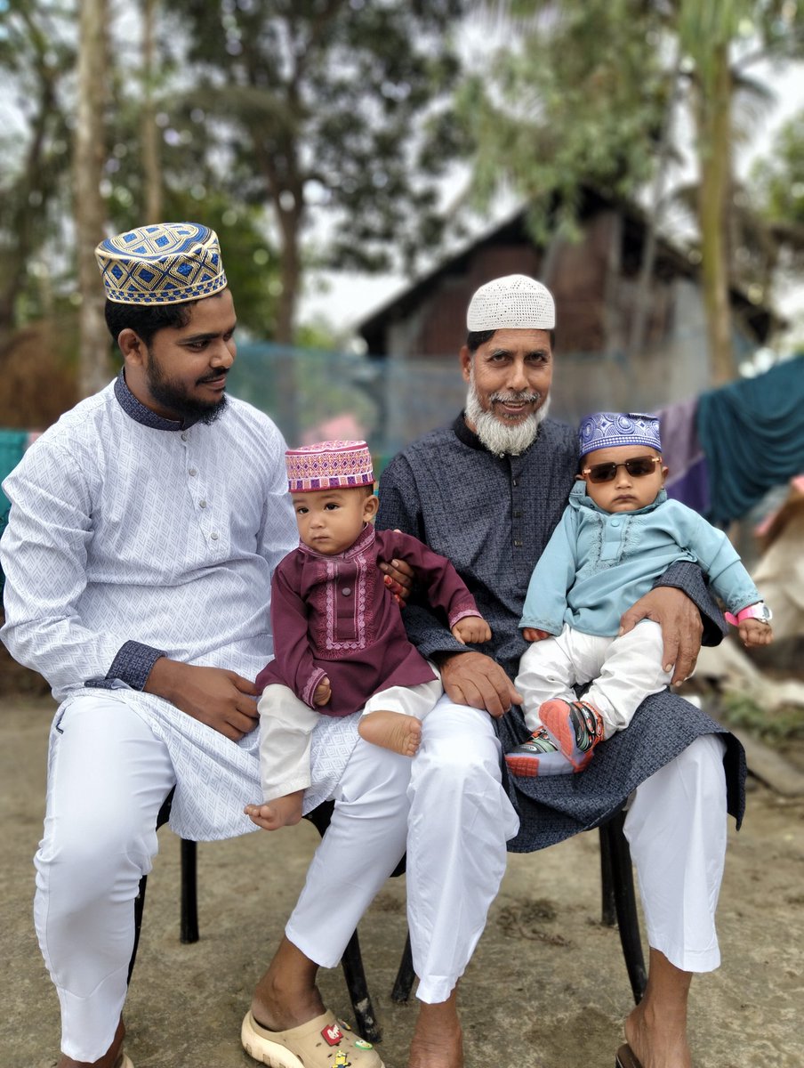 mrubel72's tweet photo. Moon 🌙 + Prayer 🤲 + Smile 😊 = Perfect Eid
Eid Mubarak ✨

#EidMubarak #EidUlFitr #HappyEid #EidVibes #Eid2026 #EidCelebration #EidJoy #BlessedEid https://t.co/YxDOhKu99h