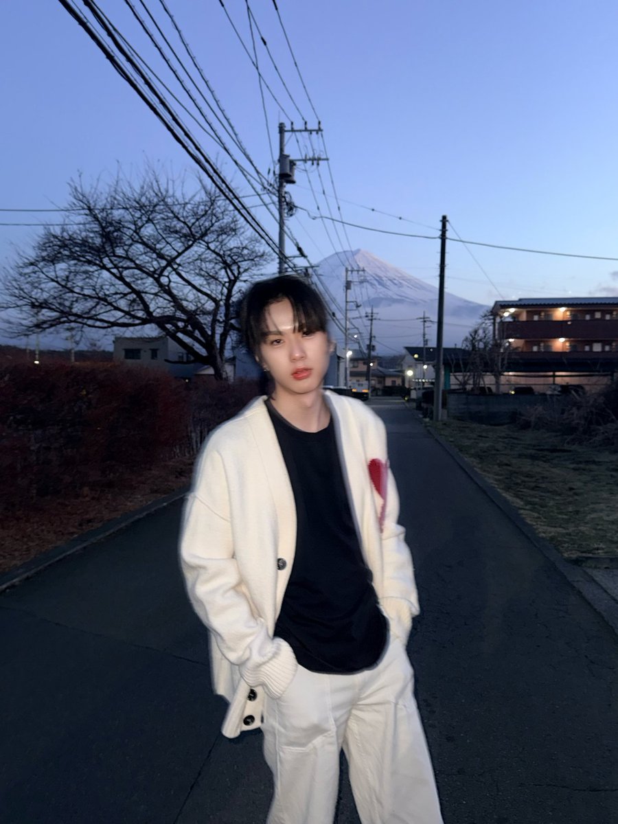 𝙎𝙚𝙛 tweet media