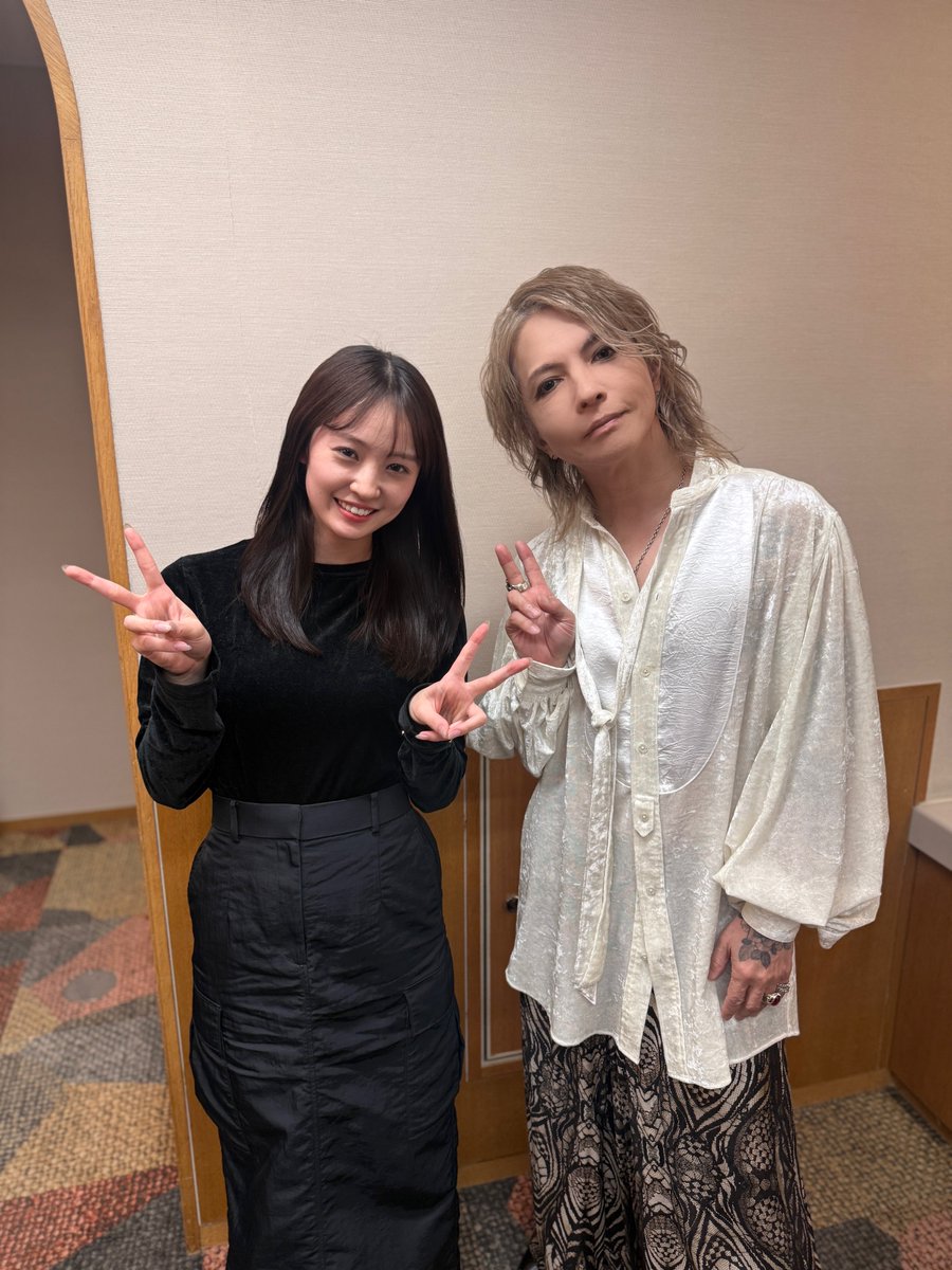 HYDE Orchestra Tour 2026 JEKYLL愛知公演お邪魔しました

わたし、HYDEさんのオーケストラライブめちゃくちゃ好きなんです
儚さと狂気がより際立つというか。

視覚的にも映画を見てるみたいな感覚になるシーンが何度かあったり...

観に行けてよかったです🎻

#hyde #hydeorchestratour2026 #jekyll