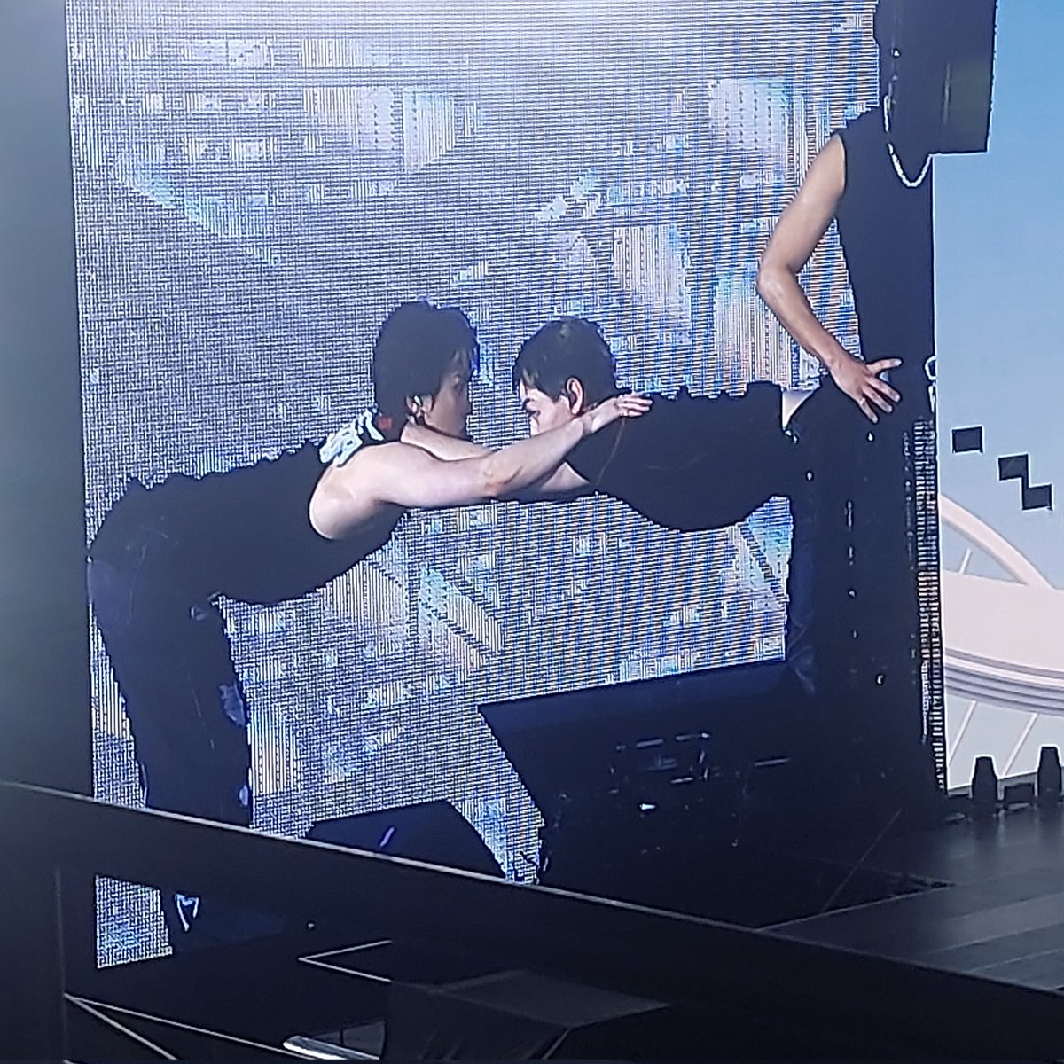 ♡̷̷̷‧˚₊ tweet media