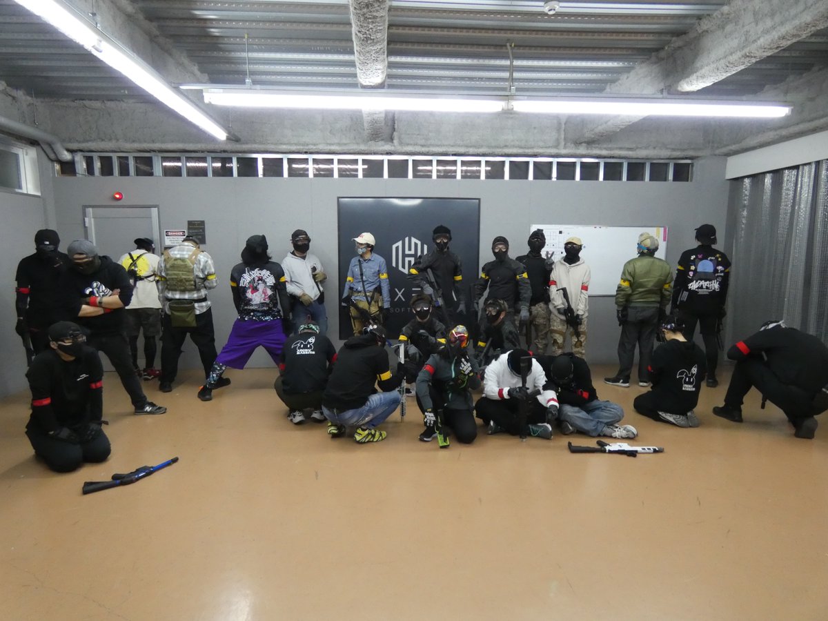 HexeraAirsoft's tweet photo. 2026年3月21日のNIght Gameにご参加下さった皆様、ご利用頂きまして誠に有難う御座いました🍄🎰

お写真は下記のURLをクリックして、ブラウザにて開いて頂ければログイン、サインイン不要でご覧いただけます。

https://t.co/tRcuY0sGFd

#HEXERA #ヘクセラ #AIRSOFT #サバイバルゲーム #サバゲー https://t.co/9aOkclDaTV