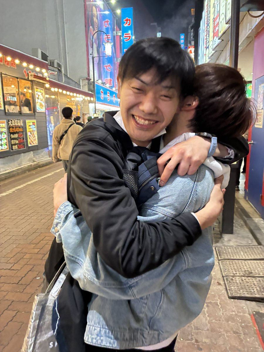 シュプおじ tweet media