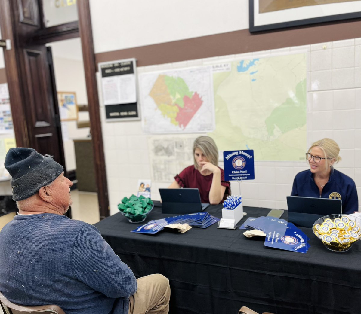 Kentucky State Treasurer Mark H. Metcalf tweet media