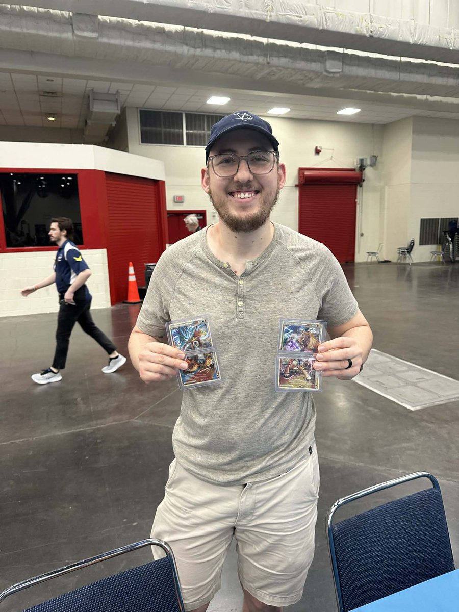 Hatsune Mike Ehrmantraut 🗿🇵🇸 tweet media