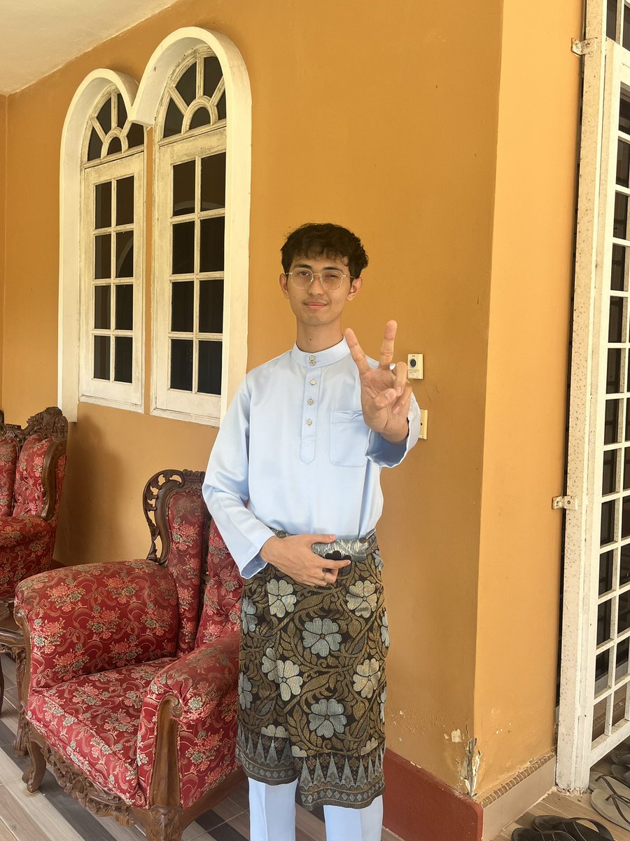 leewmarr's tweet photo. Drip drip raya drip 💧 https://t.co/XaheZq1D4f