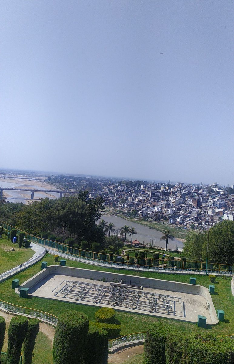 rᵃ𝚜𝚕𝚎𝚎и❥ tweet media