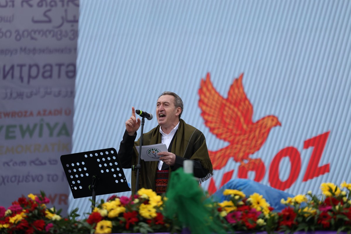 DEM Parti tweet media