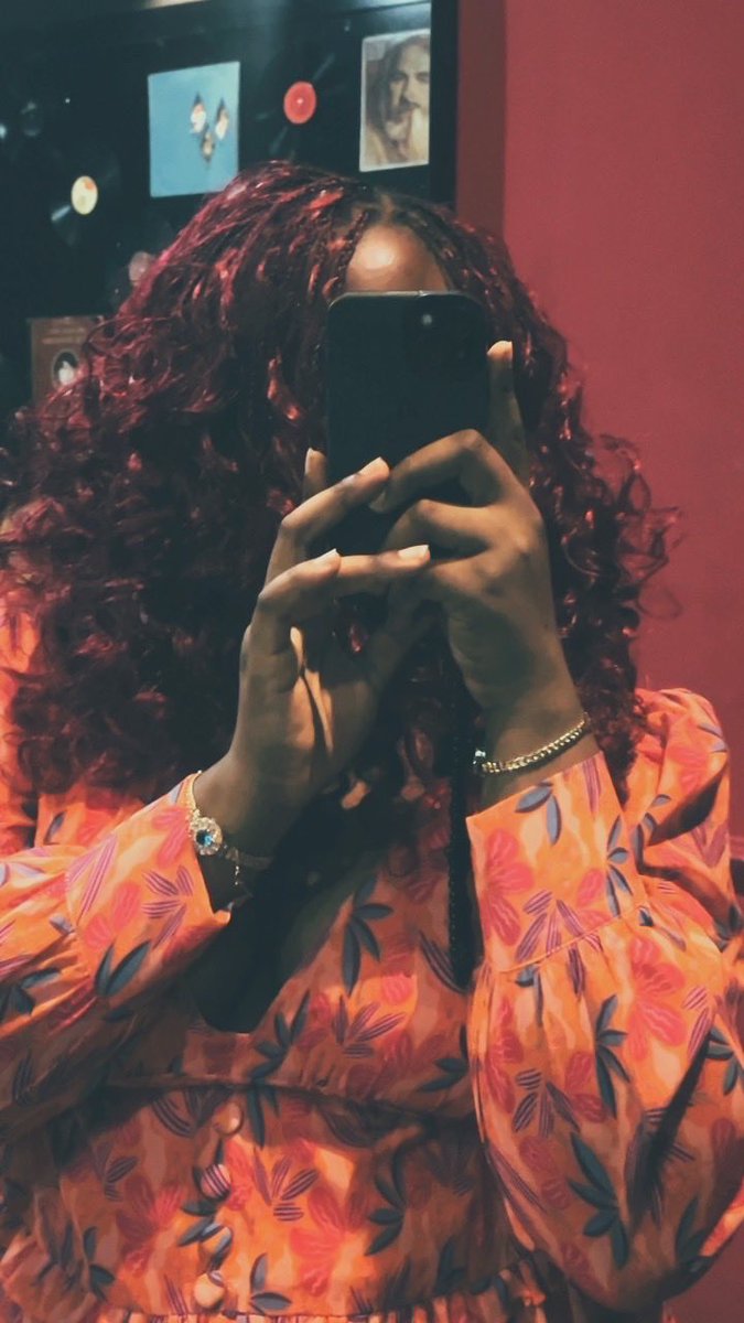 afoma_udoye's tweet photo. I am my own masterpiece ✨🖤 https://t.co/t2BZxeTj0S