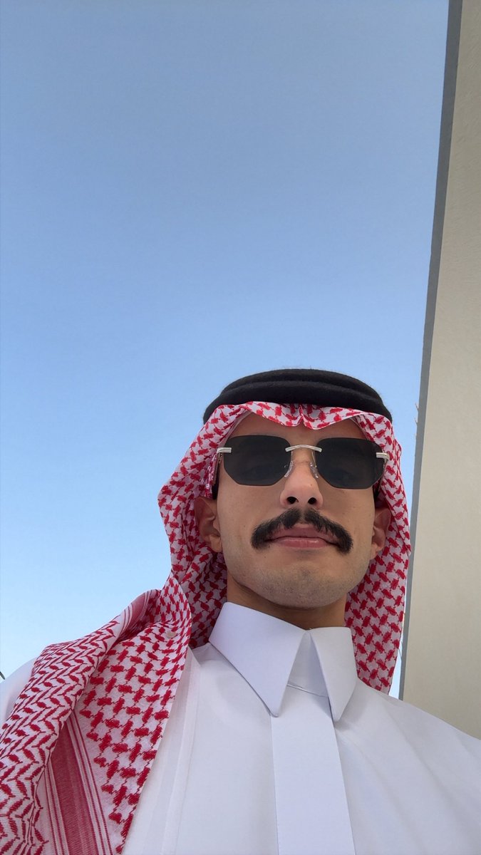 user419419 tweet media