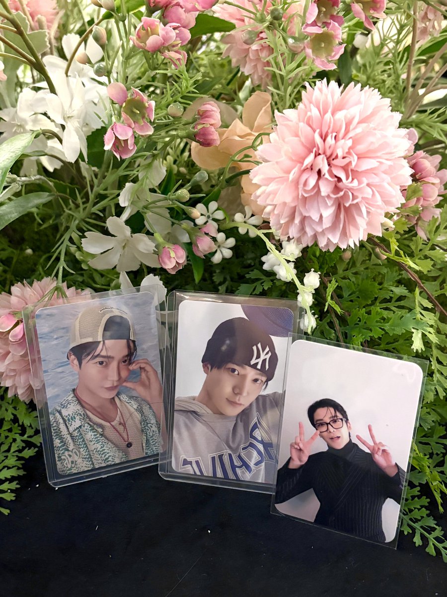 (구)론프의 결혼식은 절거워💗
예쁘게 잘 살아잉💗