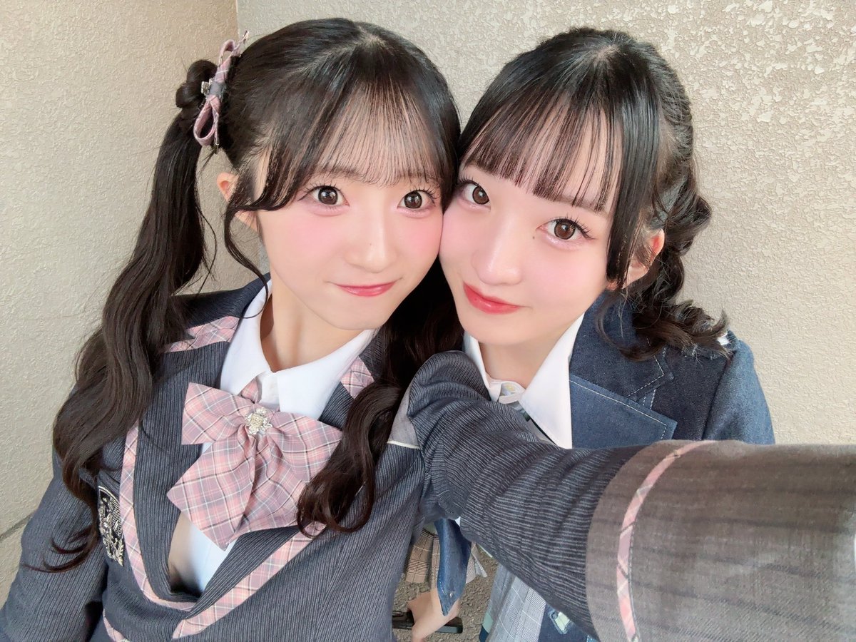 AKB48　秋山由奈　2ショット写真会場限定 お守り　おまもり爆レス祈願ver. AKB48_名残り桜 京都握手会 ありがとうございました！ ステージ