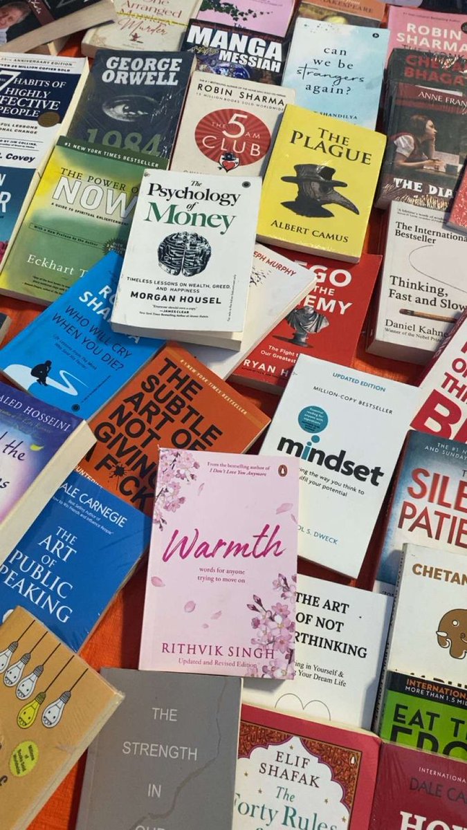 WNTBCommunity's tweet photo. There are books you read, and then there are books that stay with you.

Those are the ones we look for at Constant Reader.
#readers #indieauthors #selfpublishedauthors https://t.co/BhUt1ZFGFN