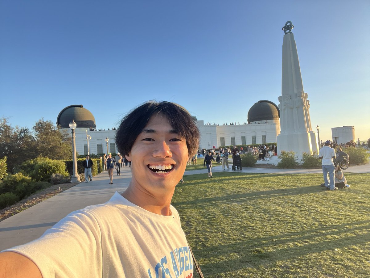 volunteer_state's tweet photo. 『2026年、春、アメリカ』

先日帰阪しました。

友人らとシアトル、ポートランド、ロサンゼルスの米国西海岸の主要三都市を巡る卒業旅行へ行ってきました。
大学入学の頃から構想を練り、ツアーに頼らず全て自分たちで考えました。この旅行のためにバイトを頑張ってきたので念願叶って良かったです。 https://t.co/x1FphsQdAF