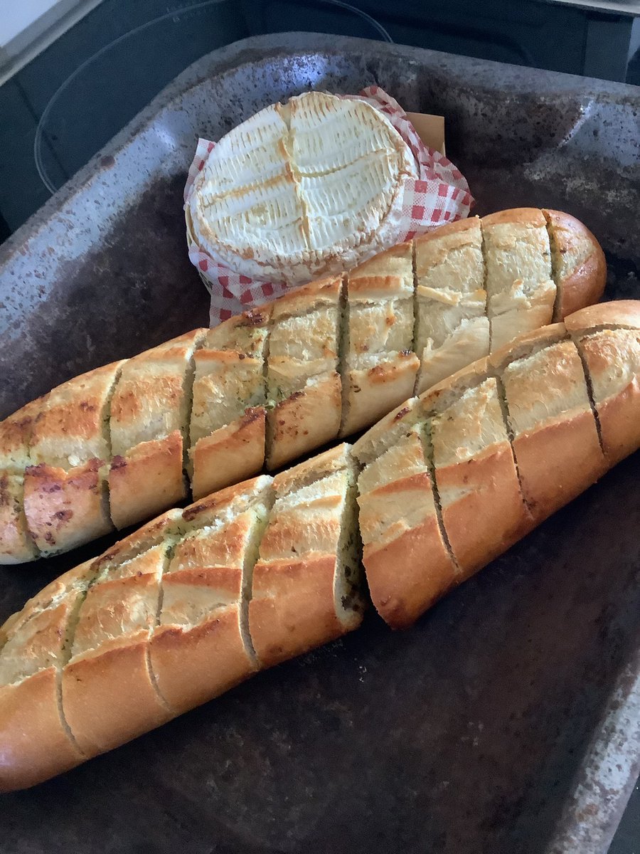 Robin ❄️ tweet media