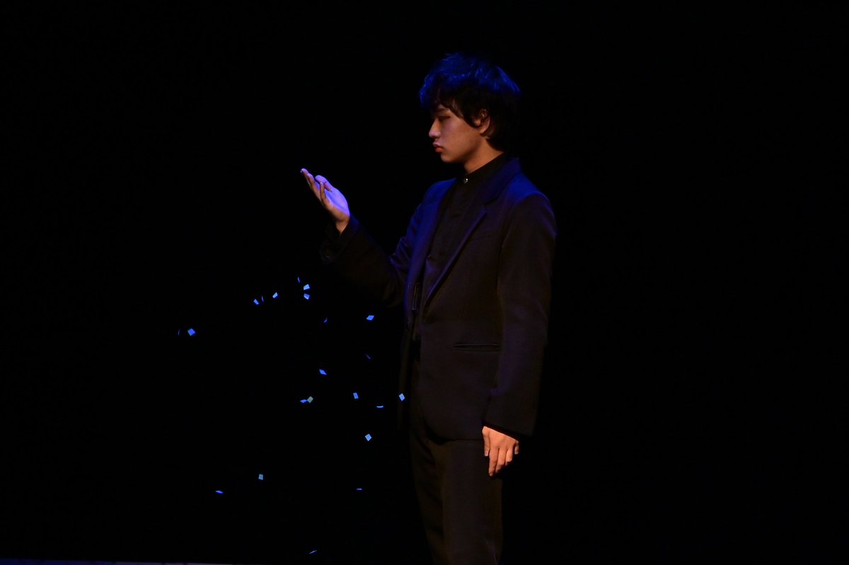 O_HayateMagic's tweet photo. 今から一年前、初めてオーダーの衣装の打ち合わせに行きました！
とても素敵な衣装を作って頂きました。
ありがとうございました。 https://t.co/FHhFKTklCs
