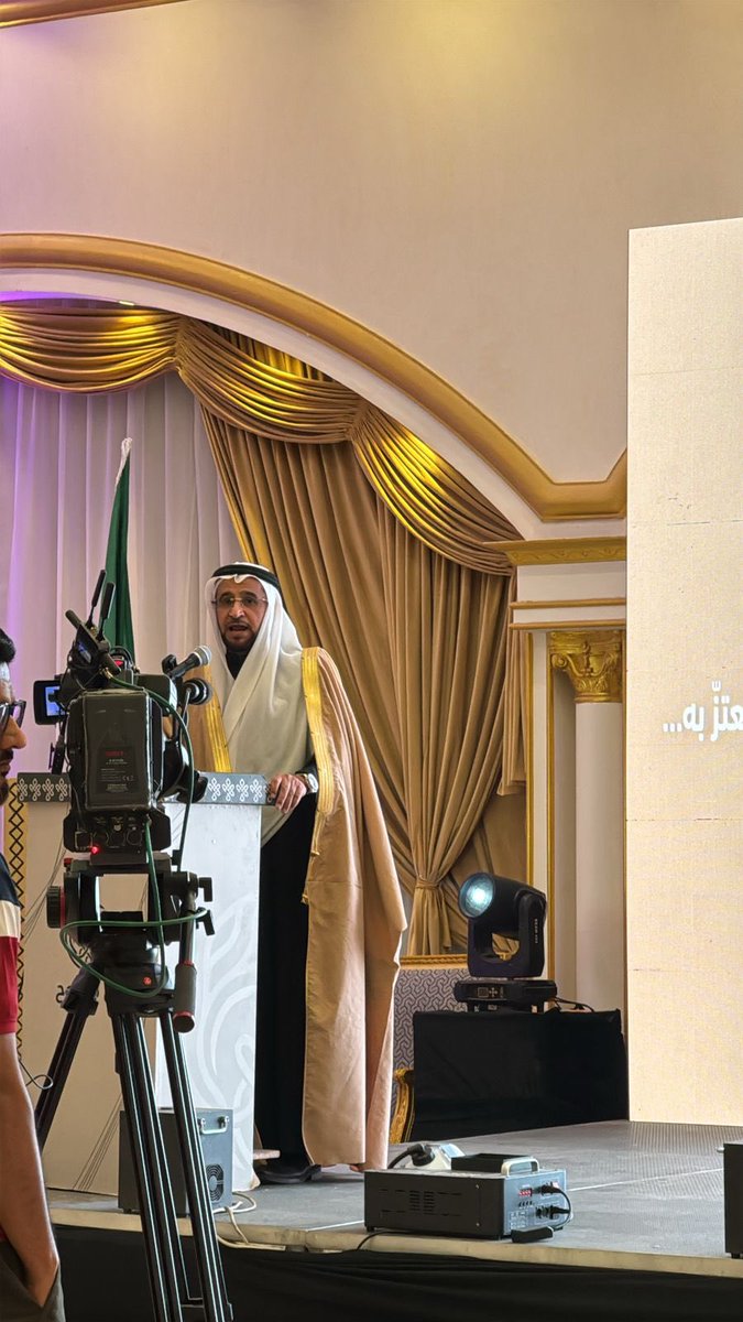 الثلوثية tweet media