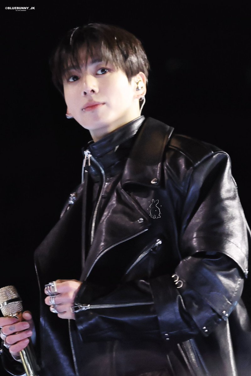 260321 아리랑 컴백 공연 HD

정국이 고생했어어어 진짜 잘했어! ! 
#JUNGKOOK #정국 #ジョングク
#BTS #방탄소년단
<a href="/BTS_twt/">방탄소년단</a>