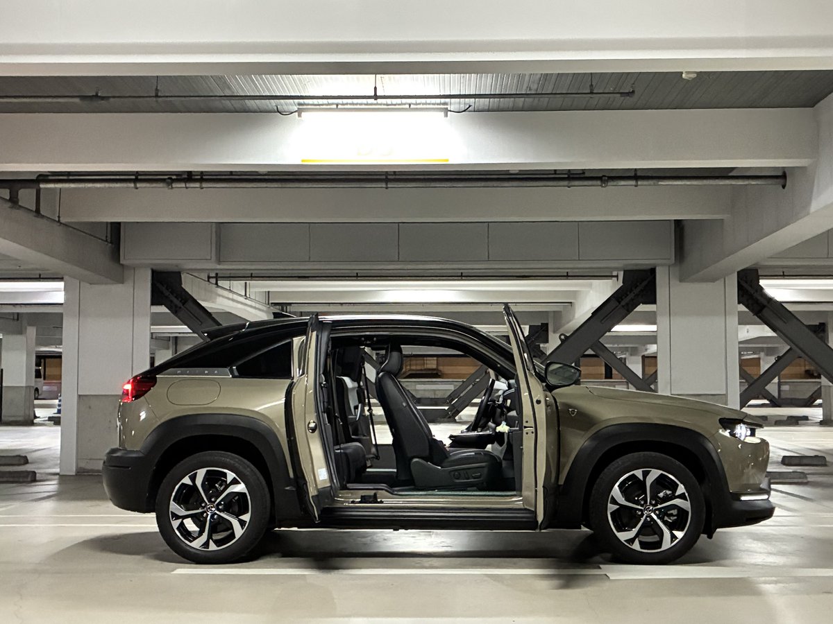 まーぼー tweet media