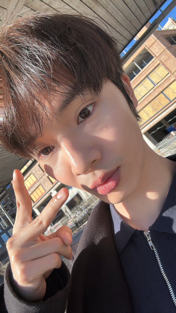 luca frost tweet media