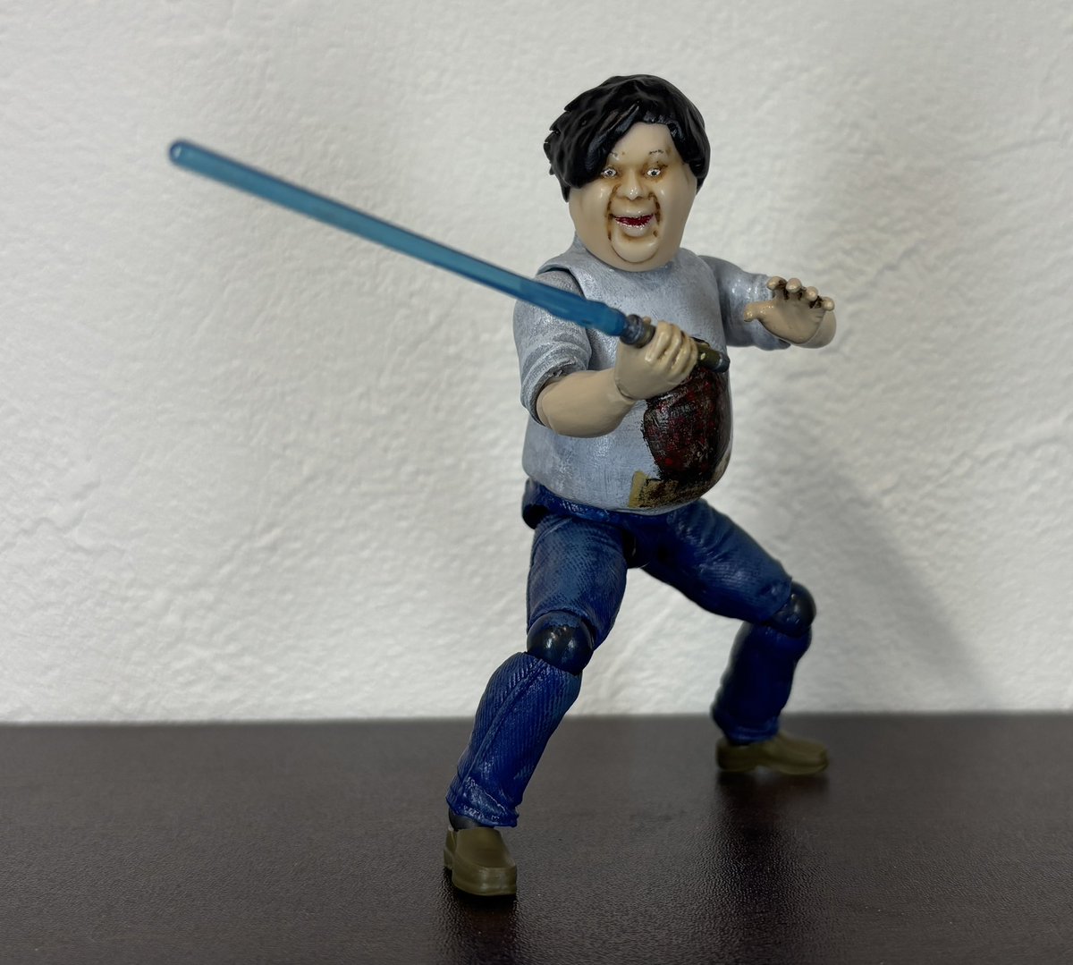 トロル tweet media