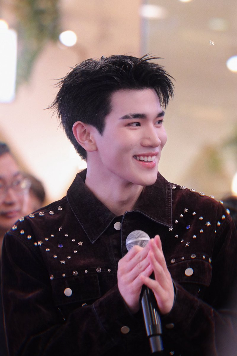 — 4.18Oct 𐙚 tweet media