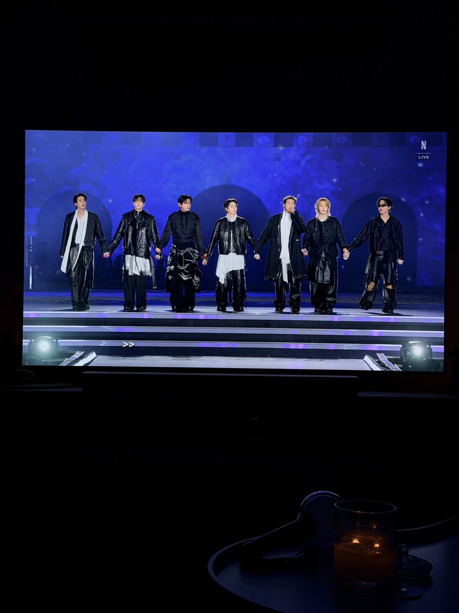 amy⁷ ⟭⟬ tweet media