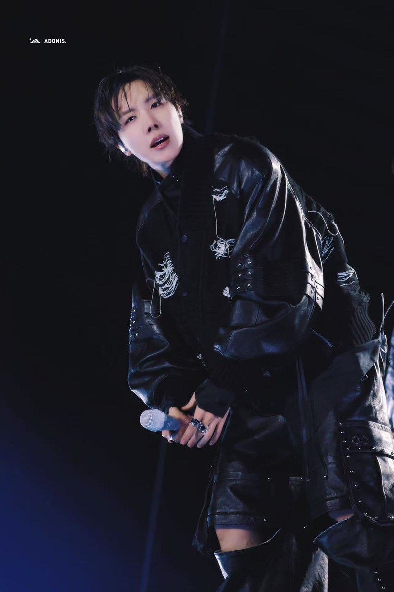 아도니스 Adonis 💫 tweet media