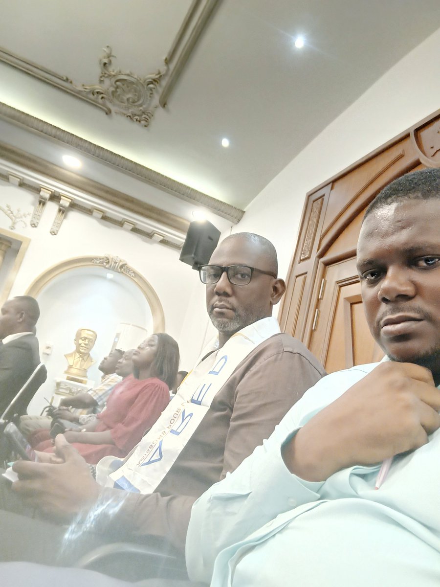 À l’Agissons pour la République <a href="/ArepOfficiel/">Arep officiel</a>, sous la vision de son autorité de référence l'excellence <a href="/Guy_Loando/">Guy Loando Mboyo</a>, la gestion de l’appareil de l’État ne s’improvise pas.
Elle se prépare, se construit et se renforce à travers un encadrement rigoureux, un coaching permanent et