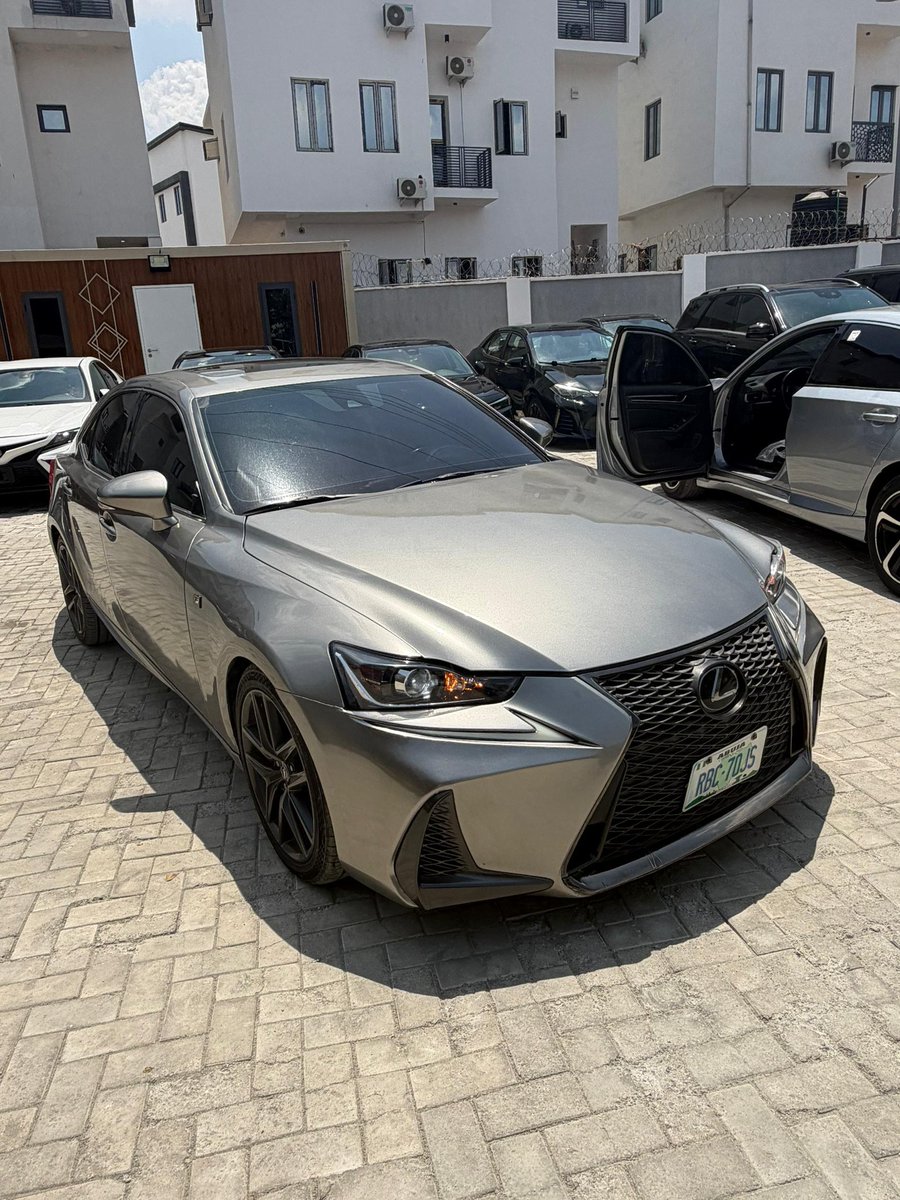 abujawhips tweet media