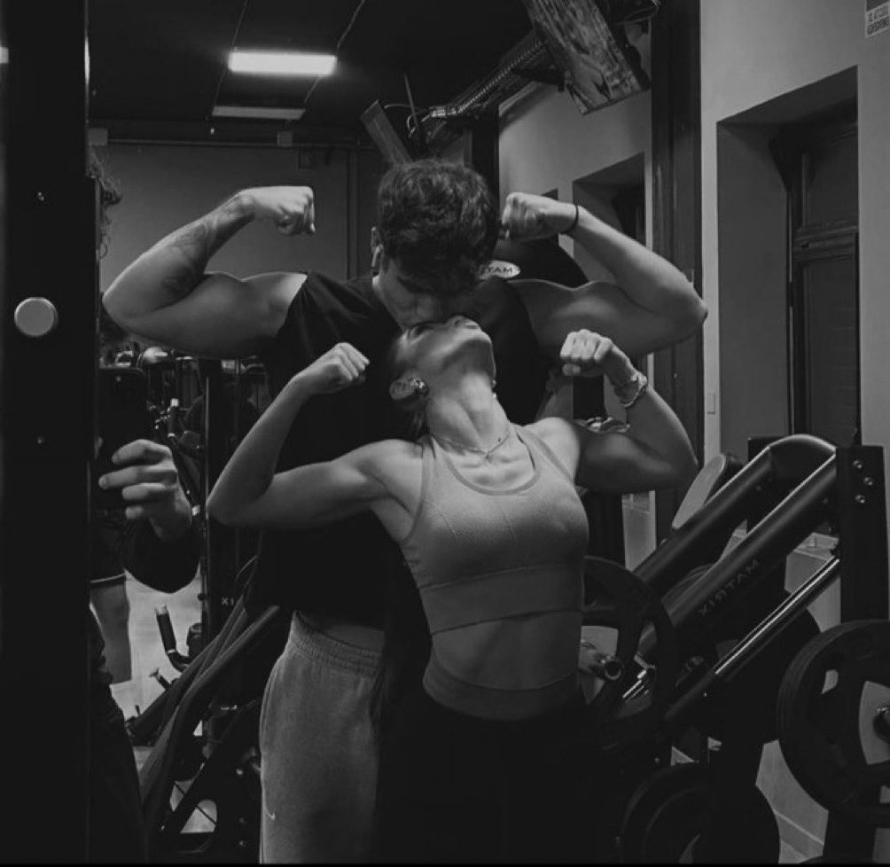 İntimacy tweet media