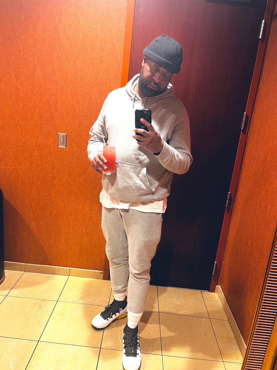 Don Velli tweet media