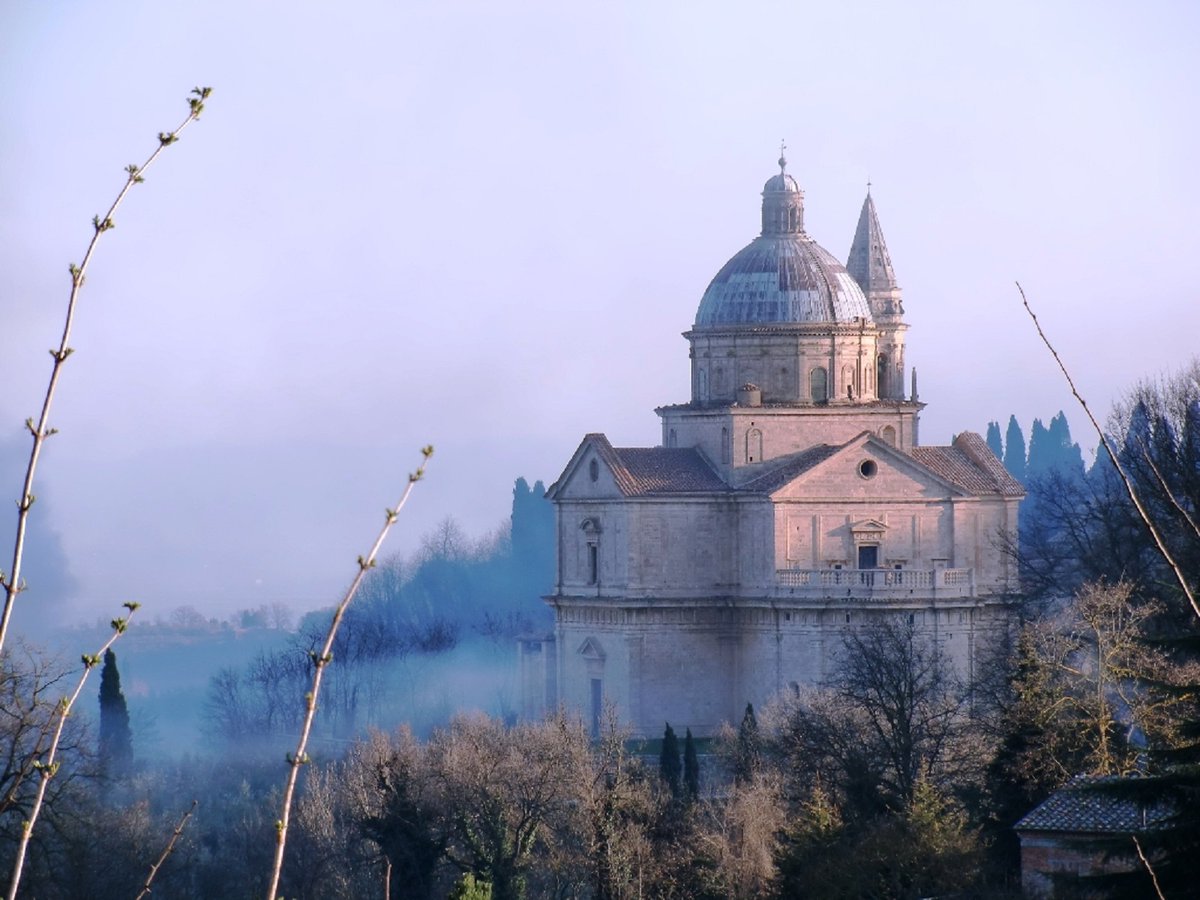 VisitTuscany's tweet image. #planyourvisit in #Tuscany: dive into the #Valdichiana Senese: from the #thermal #waters of #Chianciano to the #Renaissance beauty of SanBiagio and the #wineries of #Montepulciano.

👉 bit.ly/valdichiana_s_…