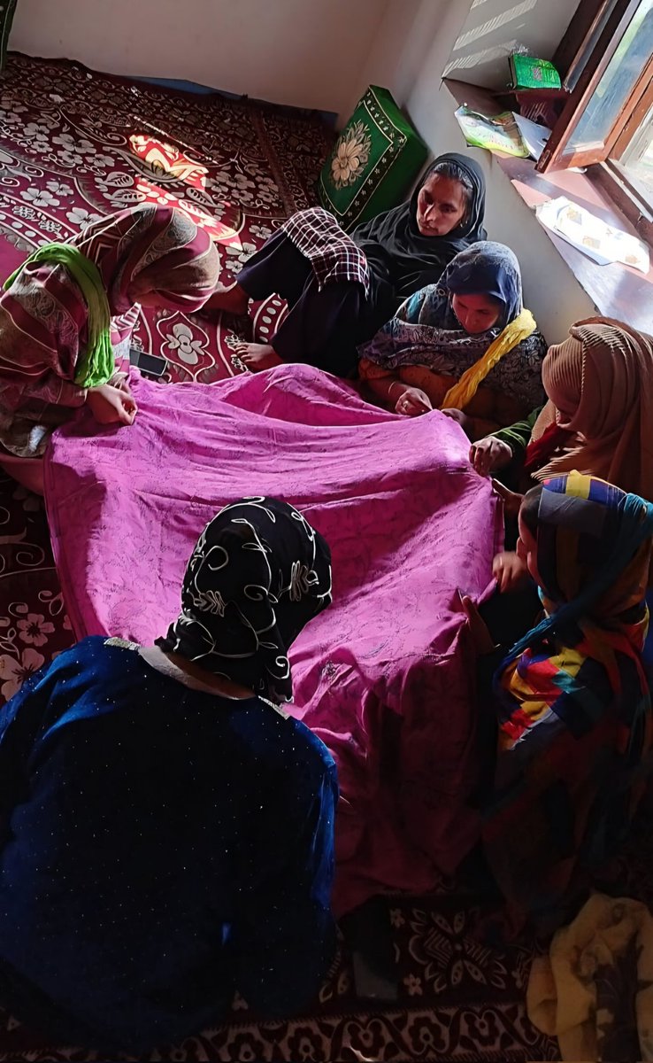 NRLMTEETWAL's tweet photo. Transforming Border Lives: JKRLM Empowers Women SHGs with Sustainable Livelihoods in Teetwal’s Last Village. Empower a woman, and you empower a community.
@PMOIndia 
@MoRD_GoI 
@OfficeOfLGJandK 
@CM_JnK 
@AsadamAijaz 
@dckupwara 
@JK_NRLM 
@diprjk 
@ROUBLENAGI https://t.co/xLOpOYqIte