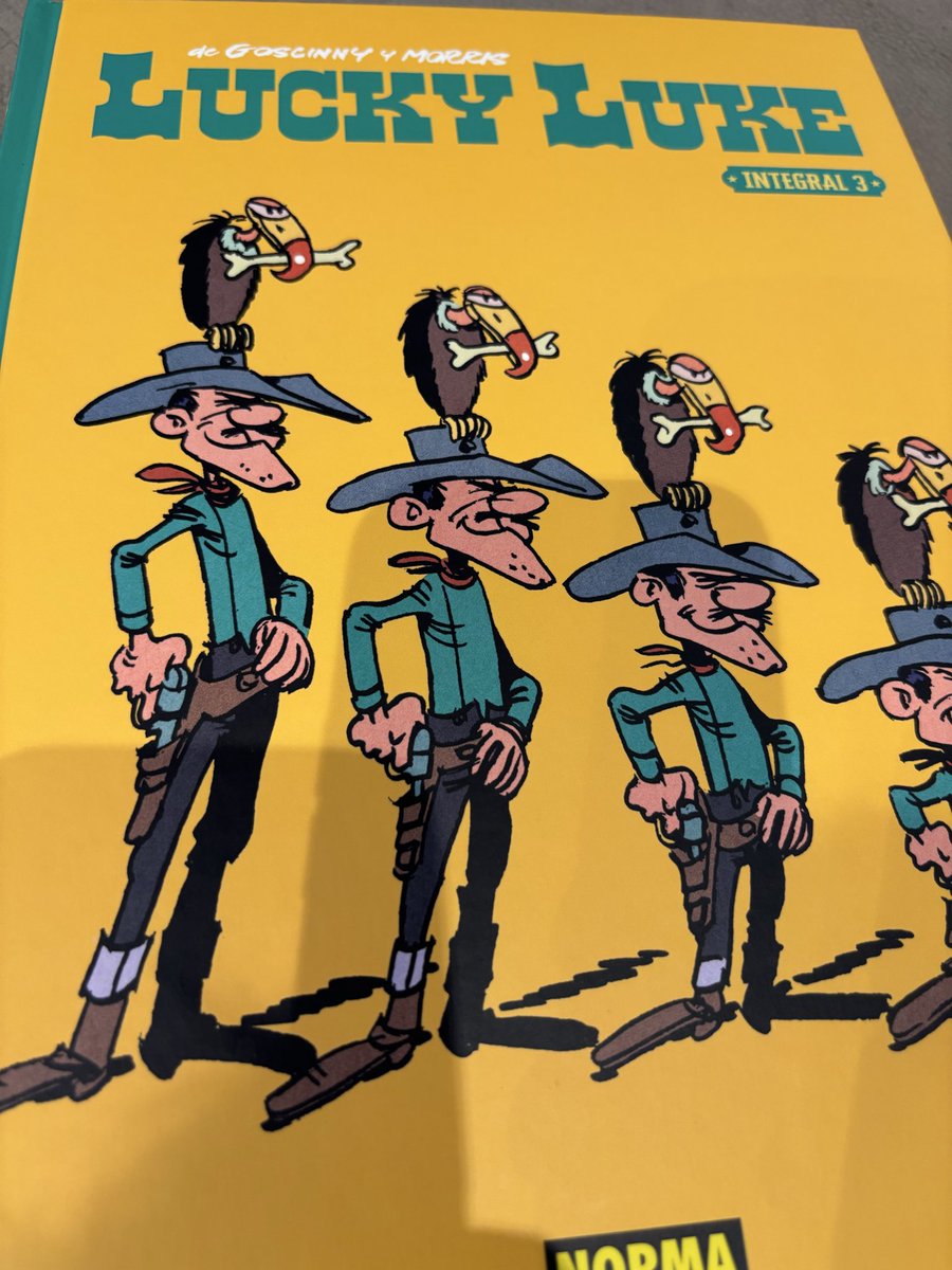 Comic_on tweet media