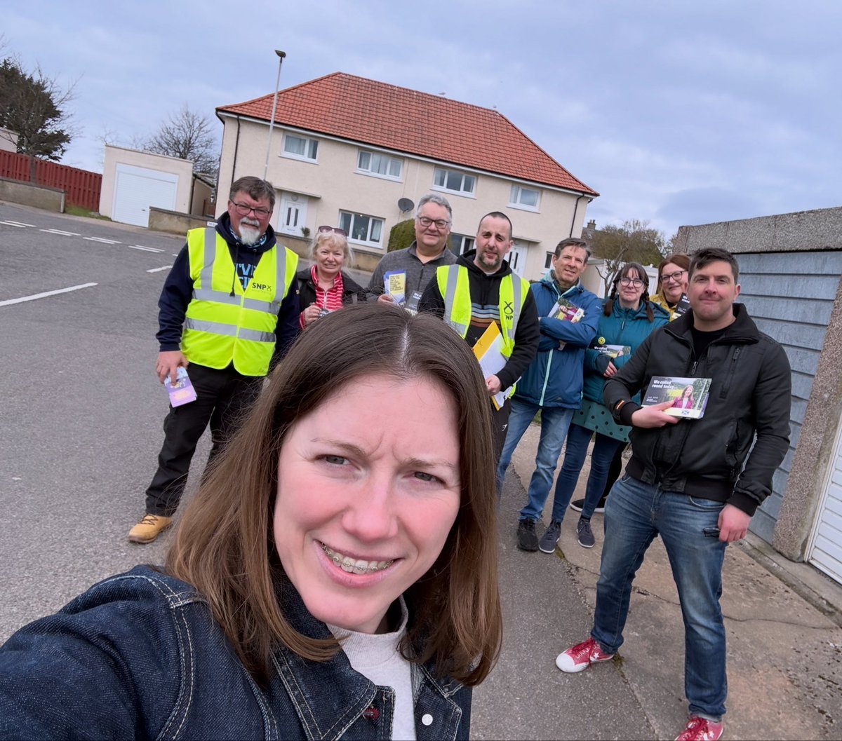 Laura Mitchell tweet media