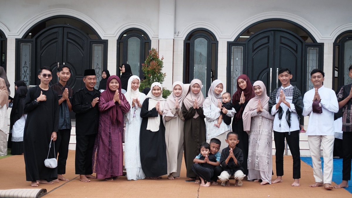 imdrycanreyy's tweet photo. taqoballahu minna waminkum🙏🏻 https://t.co/4IsfrzKnN3