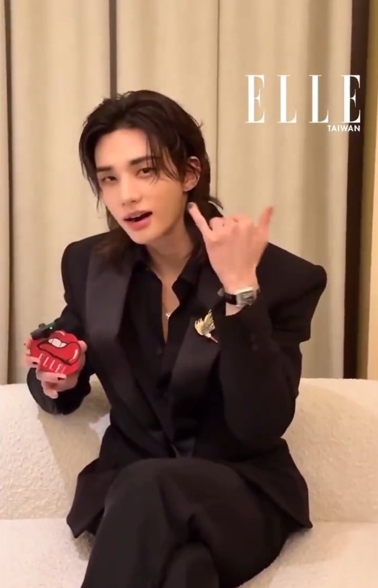 Hyunjin China Data Chart tweet media