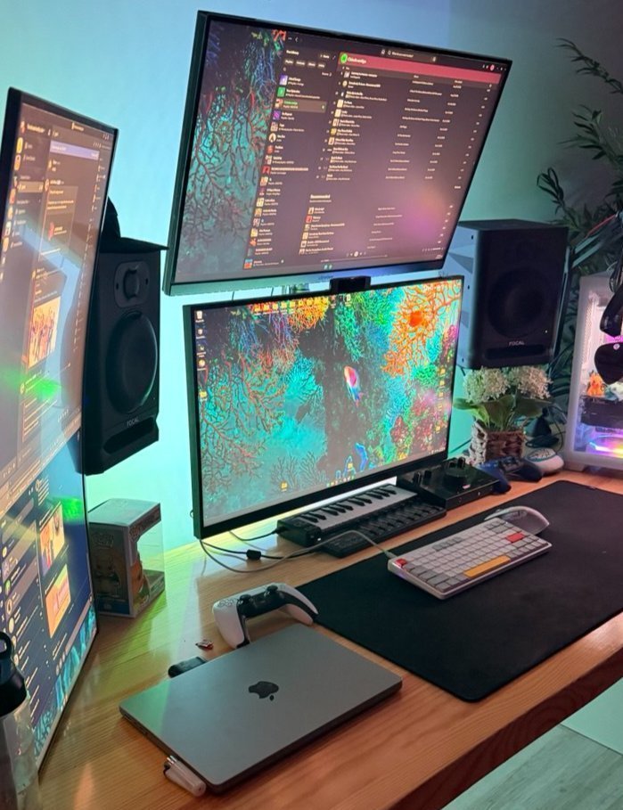 Connor 👾 tweet media