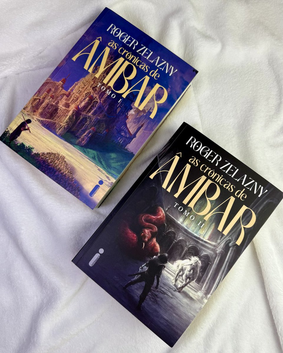 Intrínseca tweet media