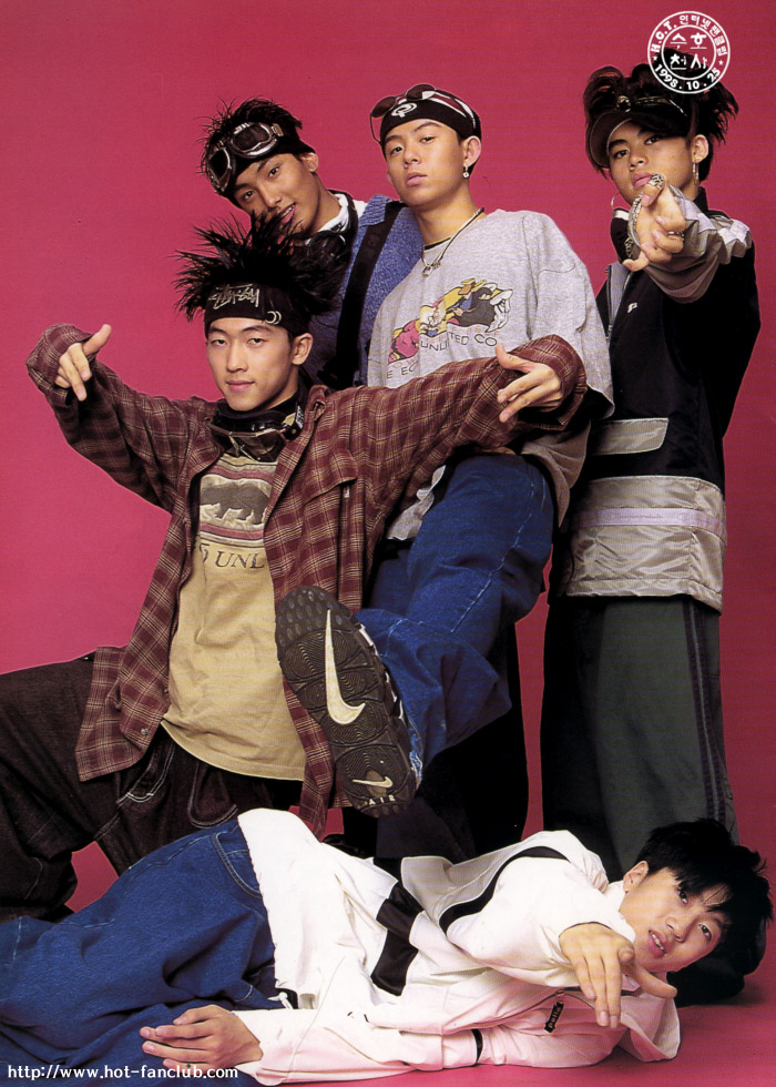 daily H.O.T. tweet media