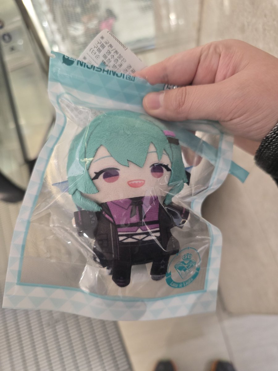 EDICH 에디치 tweet media