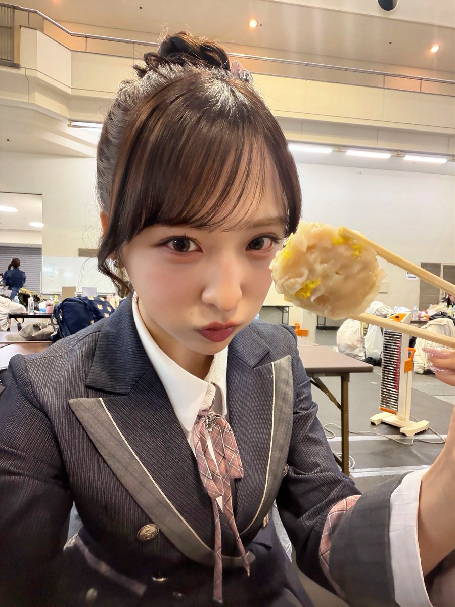 AKB48_名残り桜 京都握手会🌸 1日目ありがとうございましたー！！ 明日